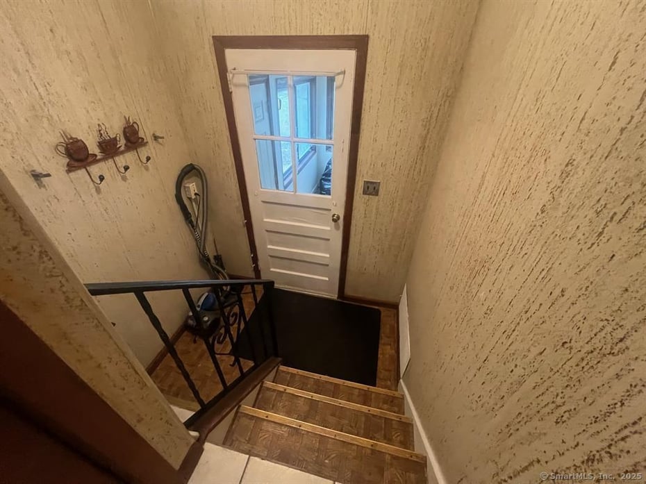 2795 Moreland Street Photo 23