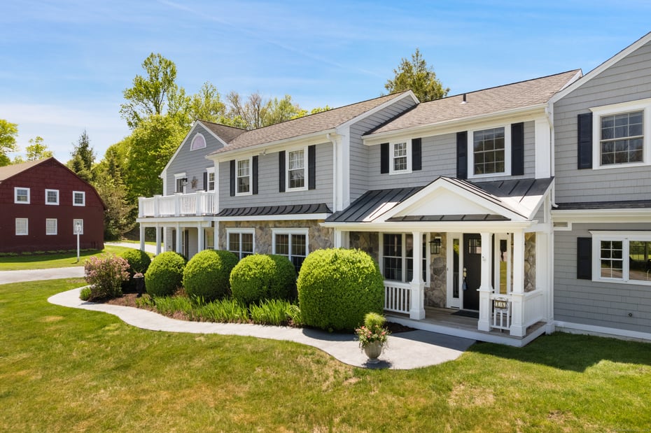 16 Percheron Drive Photo 2
