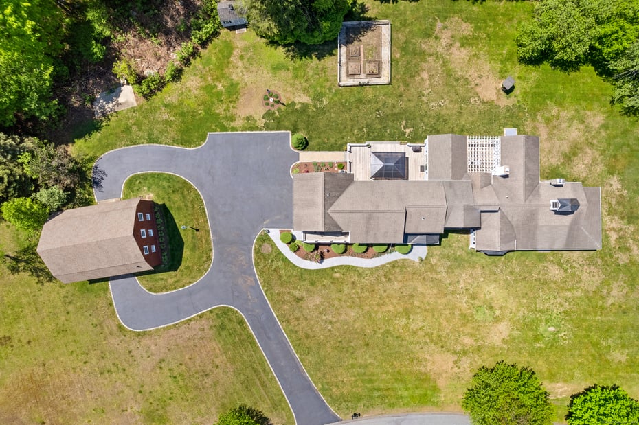 16 Percheron Drive Photo 6