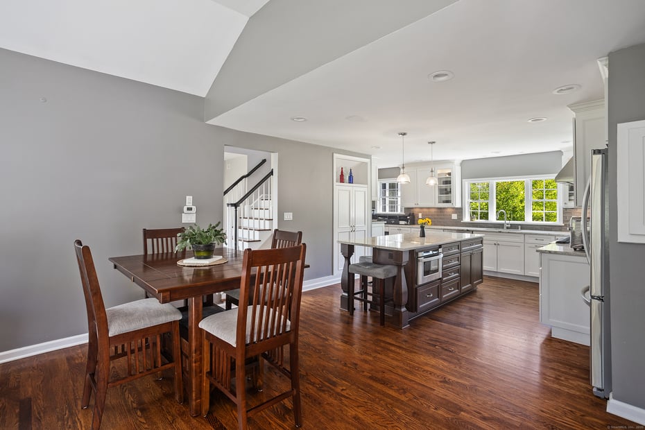 16 Percheron Drive Photo 9