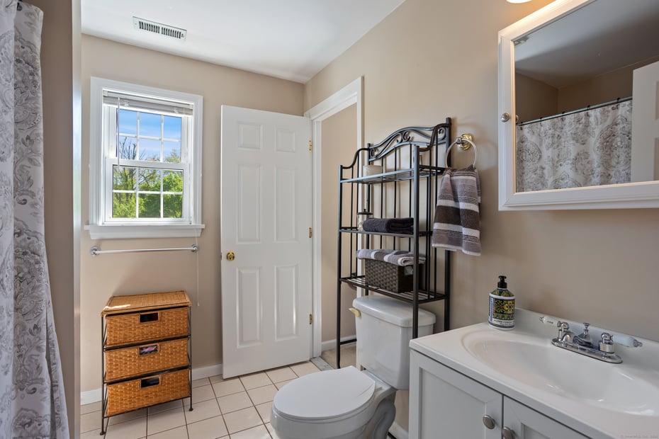 16 Percheron Drive Photo 29