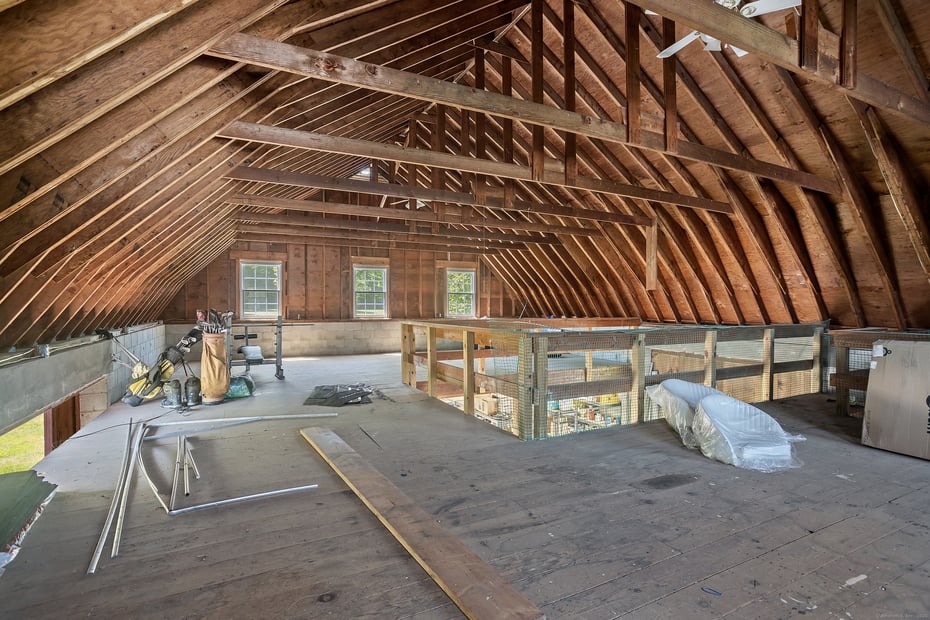 16 Percheron Drive Photo 34