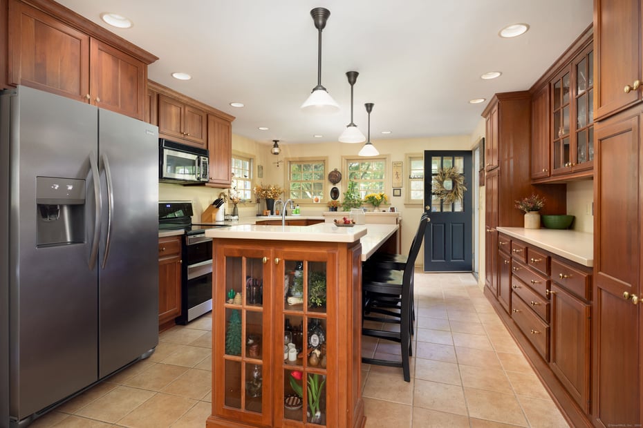 399 Colebrook Road Photo 17