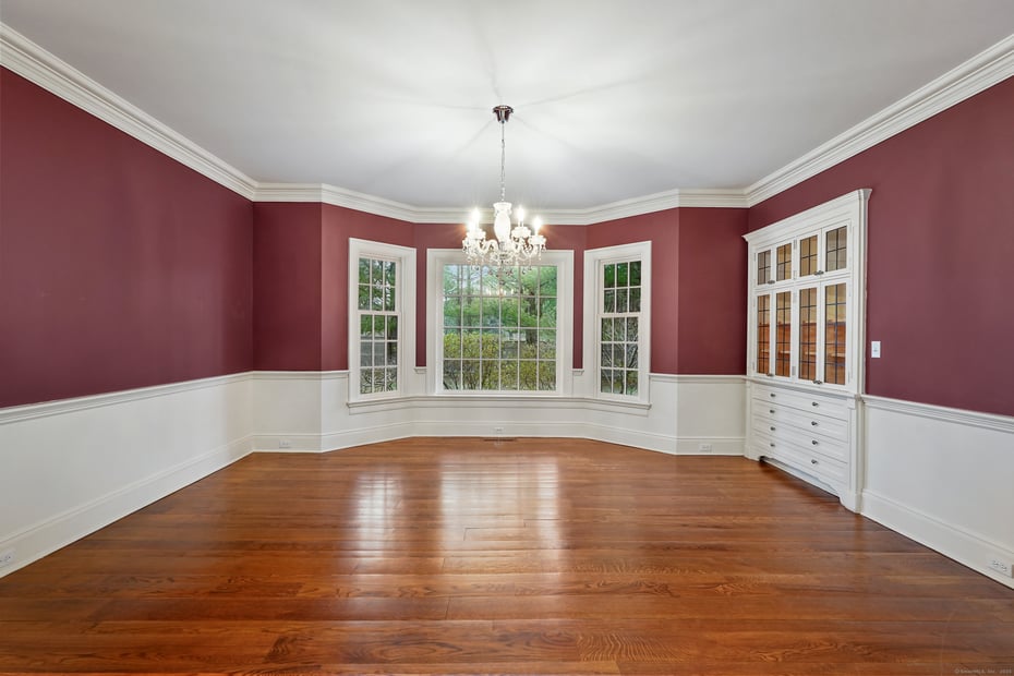 33 Middlebrook Farm Road Photo 8