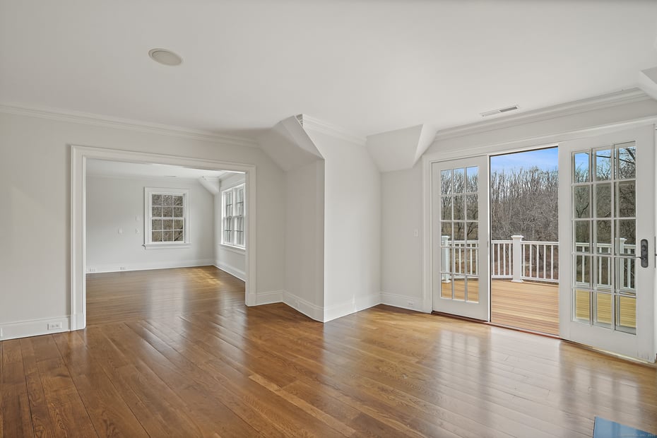 33 Middlebrook Farm Road Photo 25