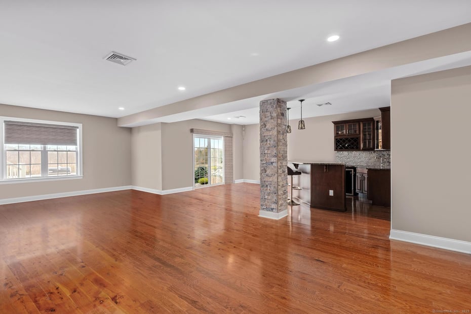 99 Pembroke Terrace Photo 33