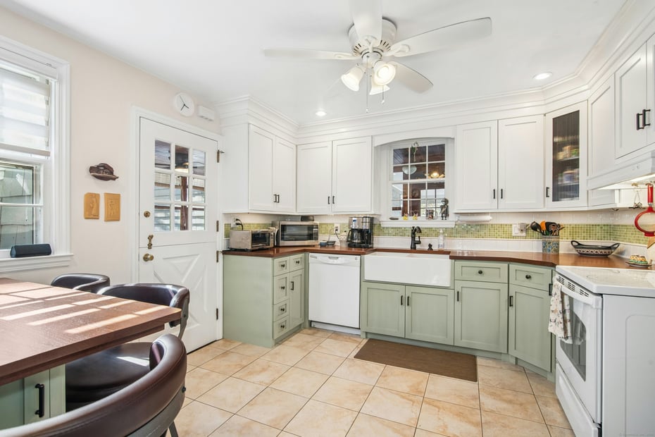 20 Williams Road Photo 12