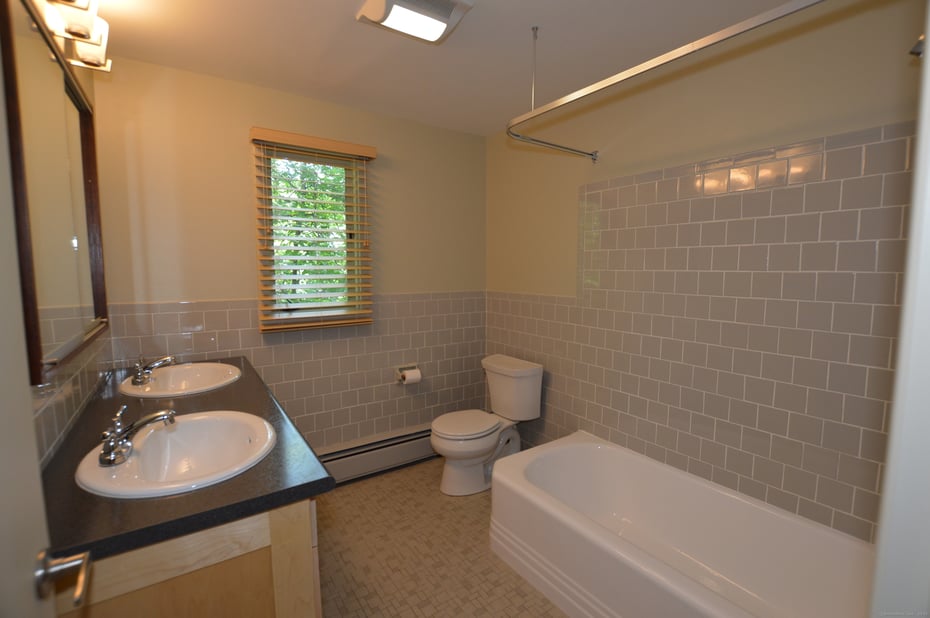 83 North Lake Drive #83 Photo 17