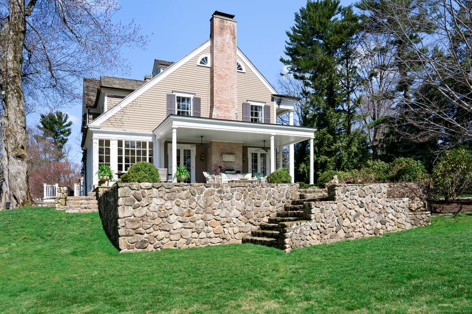 208 Canoe Hill Road Photo 3