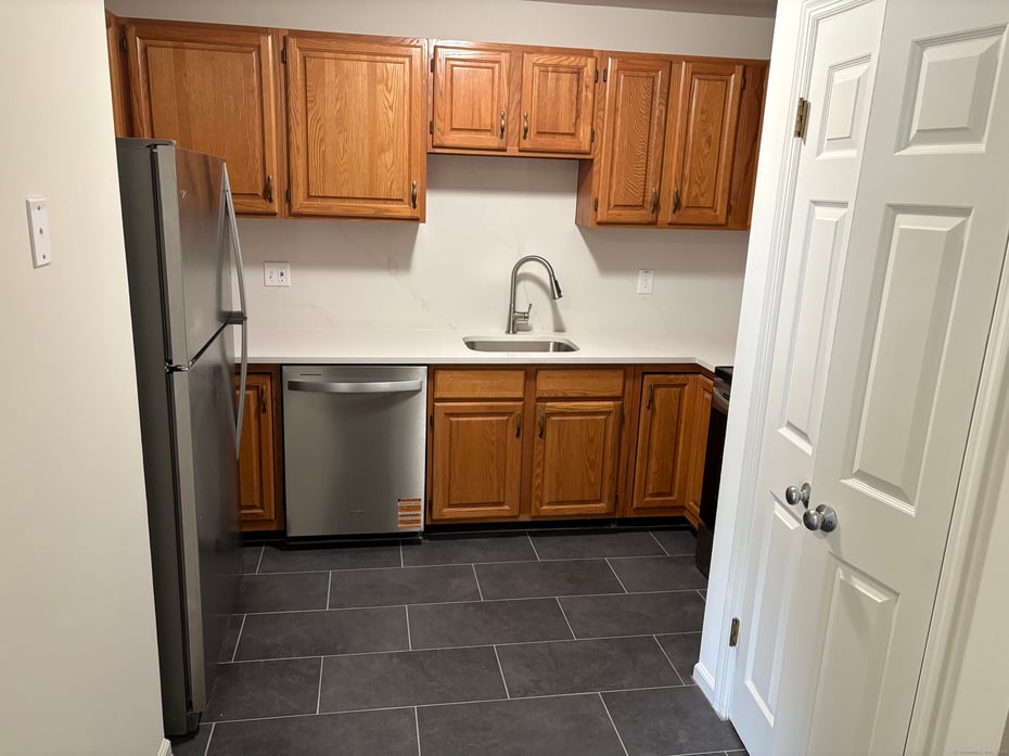 77 Danbury Road  #C13 Photo 4