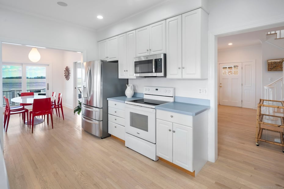 38 Yarmouth Road Photo 13