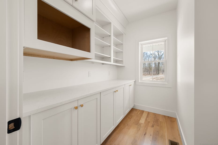 82b Pires Drive Photo 6