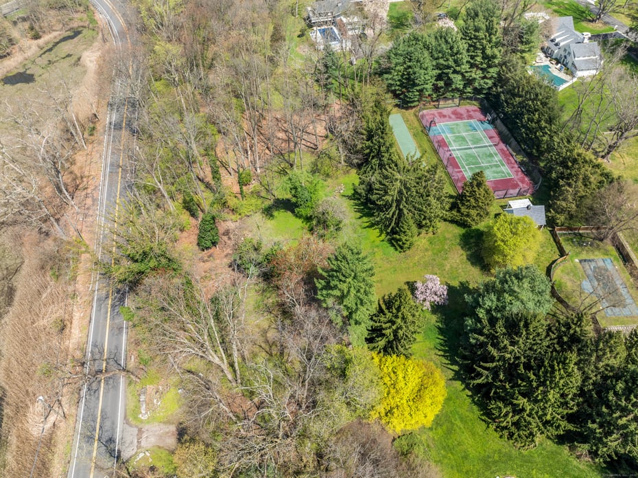 13 Hilltop Road Photo 7