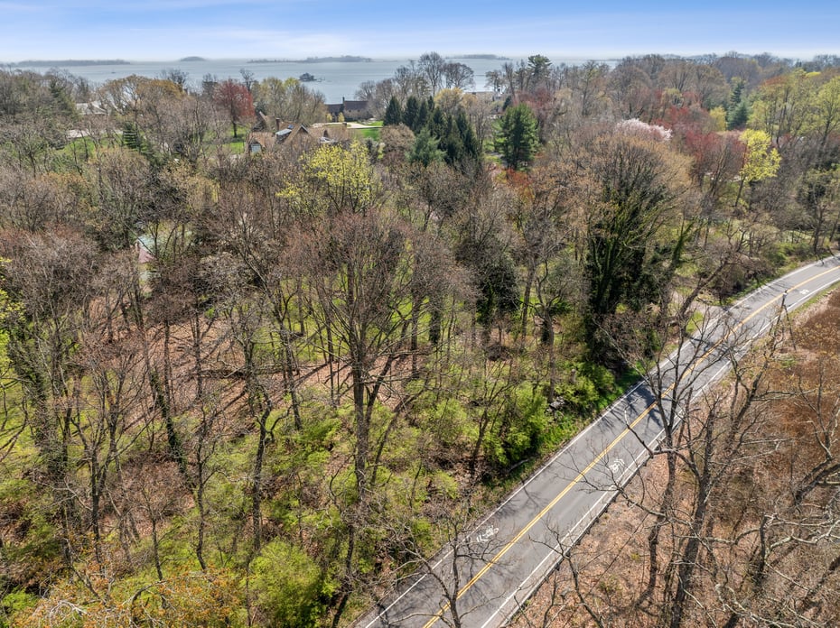 13 Hilltop Road Photo 9