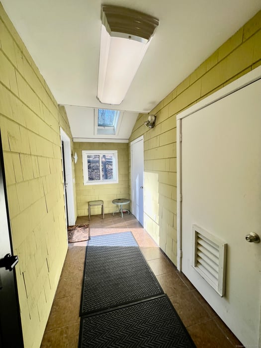 226 Ledge Drive Photo 2