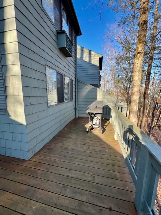 226 Ledge Drive Photo 15