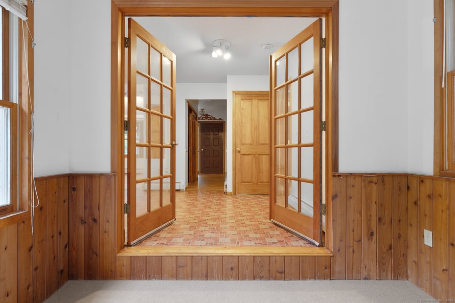 72 Brickyard Road Photo 16