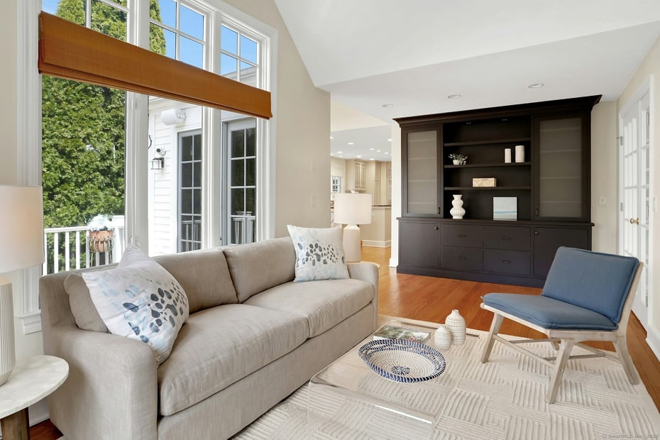 13 Bryan Road Photo 9