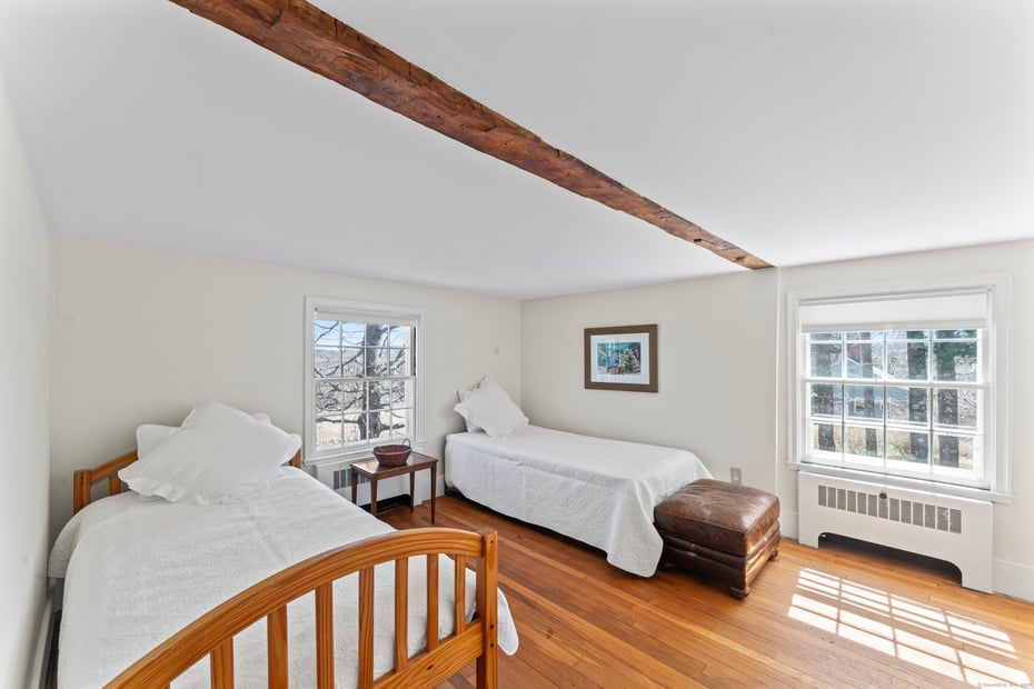 139 Bunnell Street Photo 15