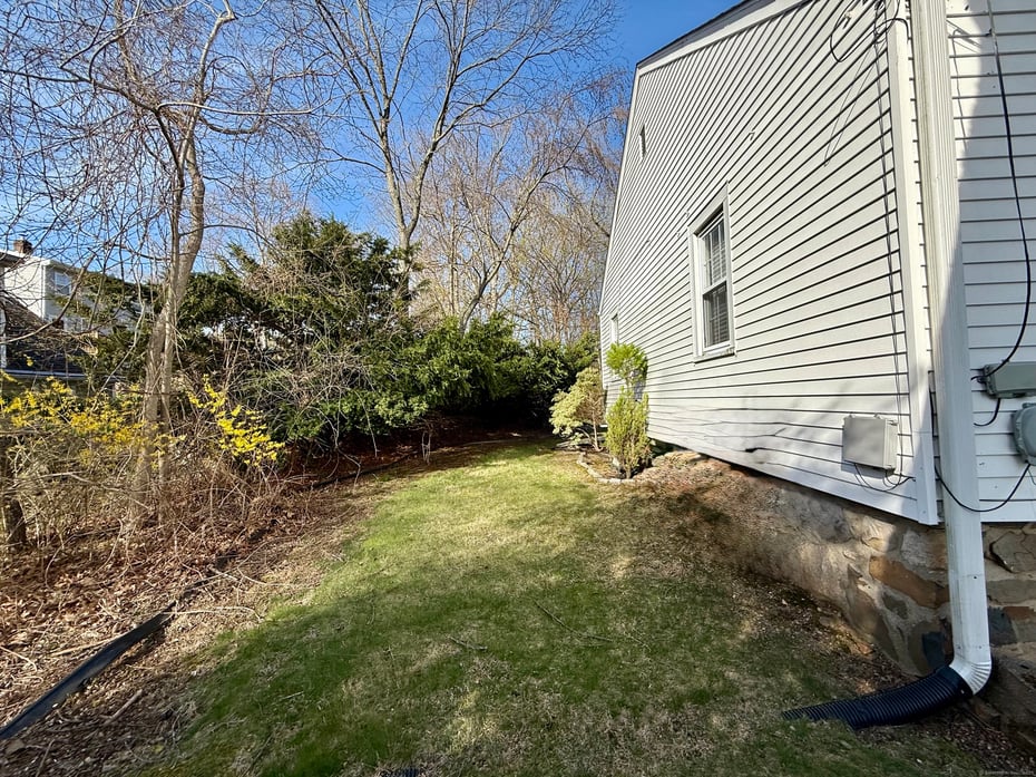 1030 Old Town Road Photo 10