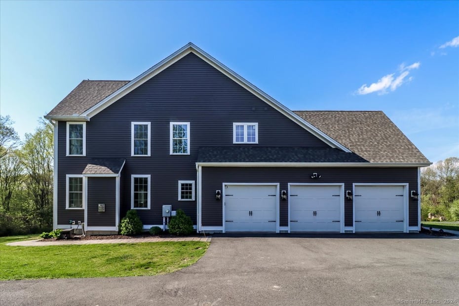 33 Starr Lane Photo 9