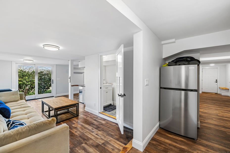 3 Willow Lane Photo 24