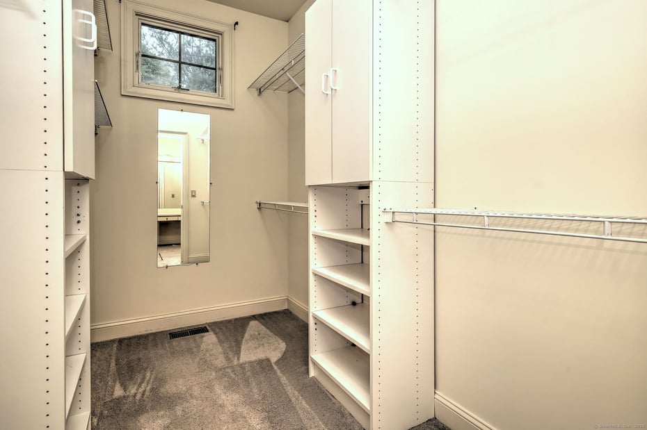 395 Isinglass Road Photo 13