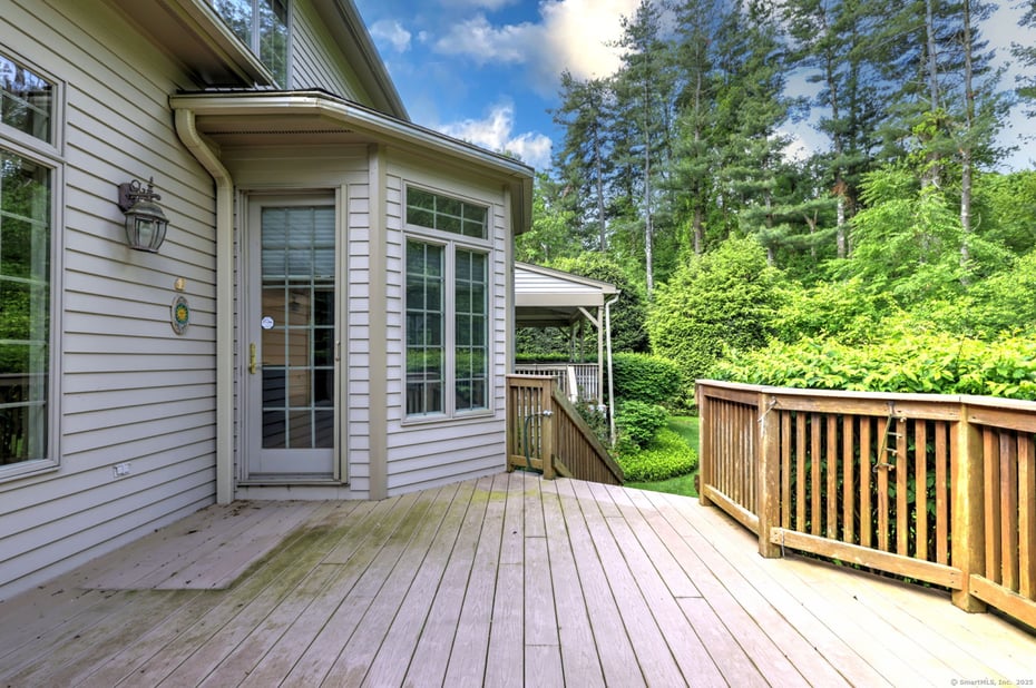 395 Isinglass Road Photo 28