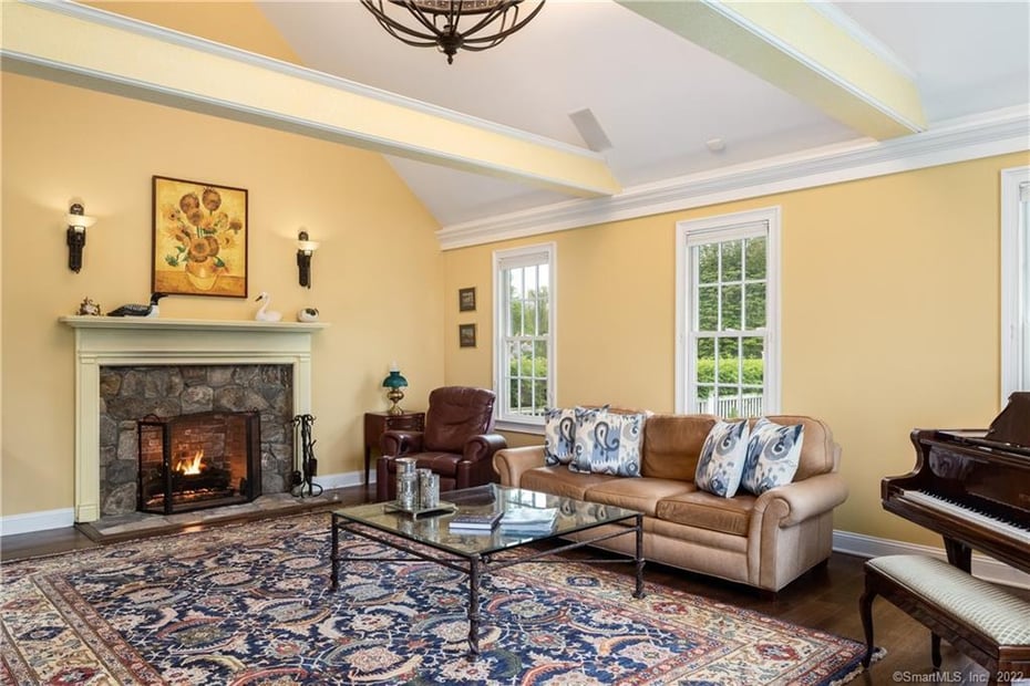 229 Umpawaug Road Photo 12