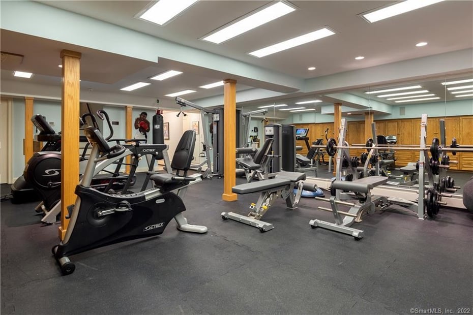 229 Umpawaug Road Photo 17