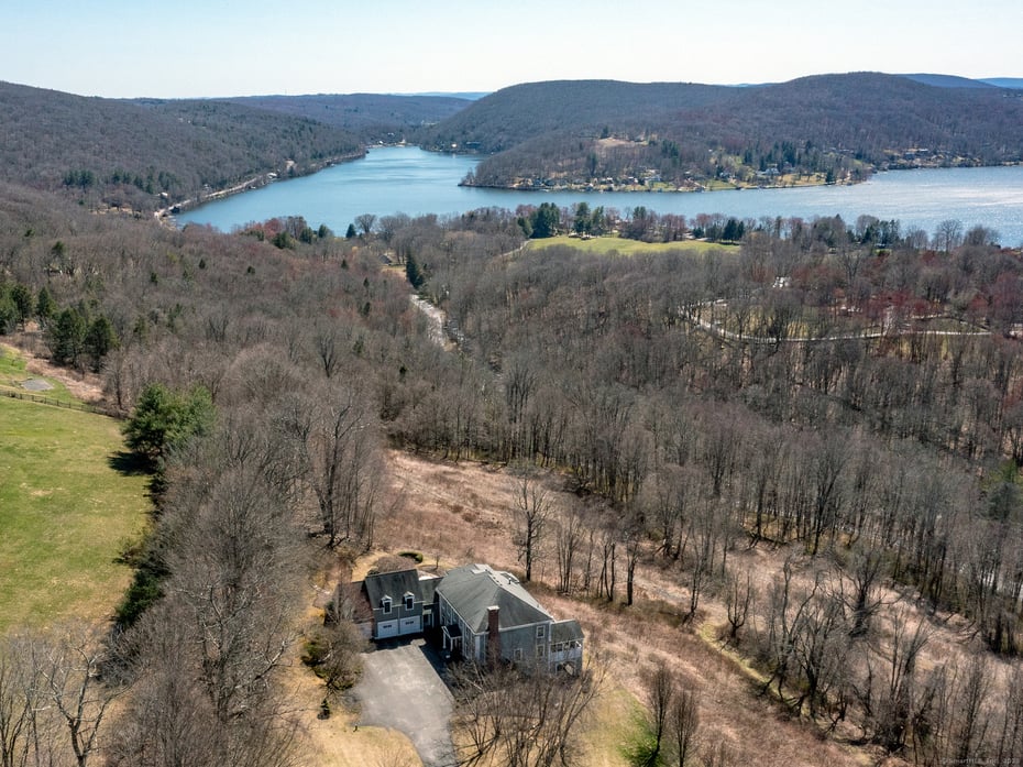 293 Lake Road Photo 1