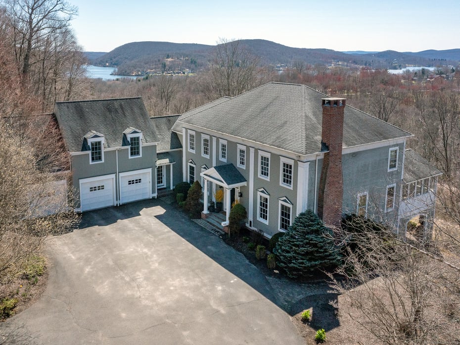 293 Lake Road Photo 4
