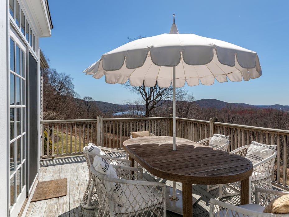 293 Lake Road Photo 6