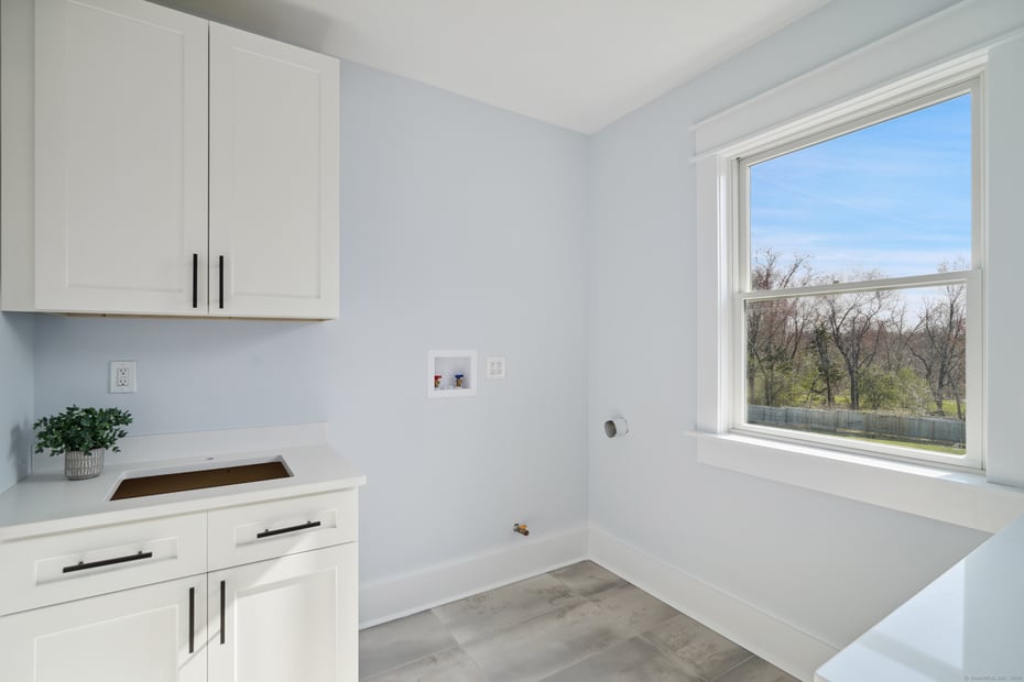 433 Belden Hill Road Photo 35