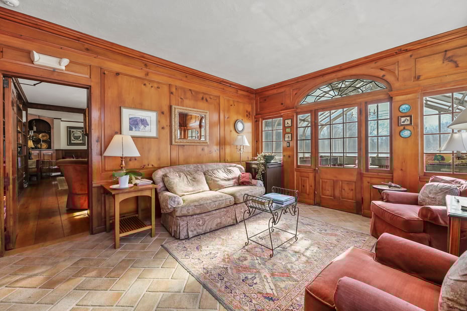 802 State Road Photo 7