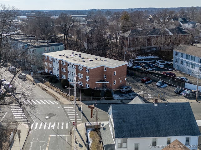 191 Oak Street Photo 2