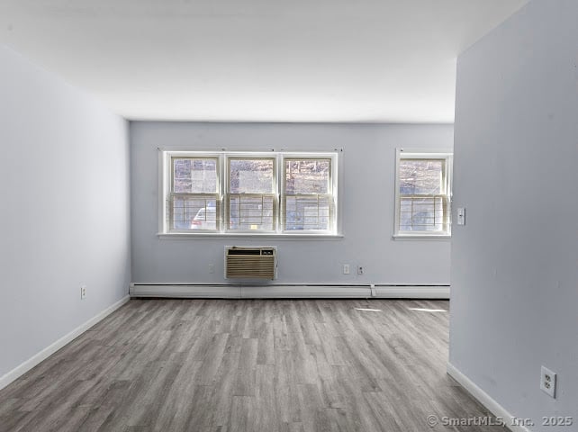 191 Oak Street Photo 15