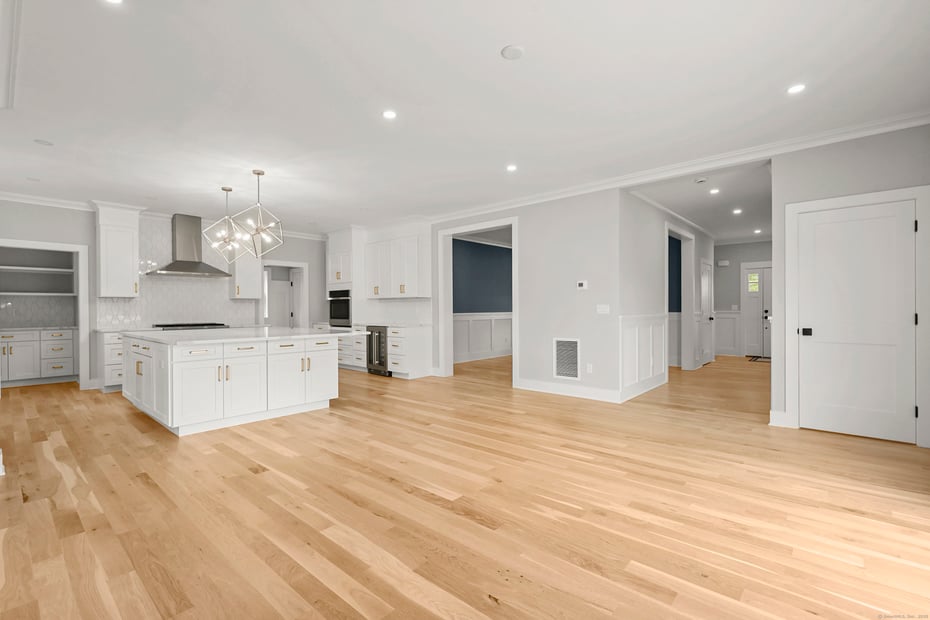 343 Spring Hill Road Photo 17