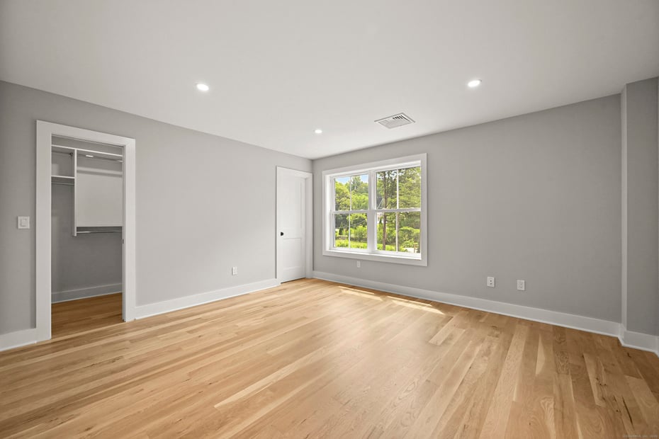 343 Spring Hill Road Photo 33