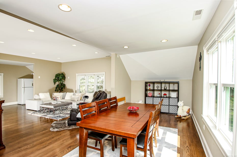 56 Grouse Lane Photo 18