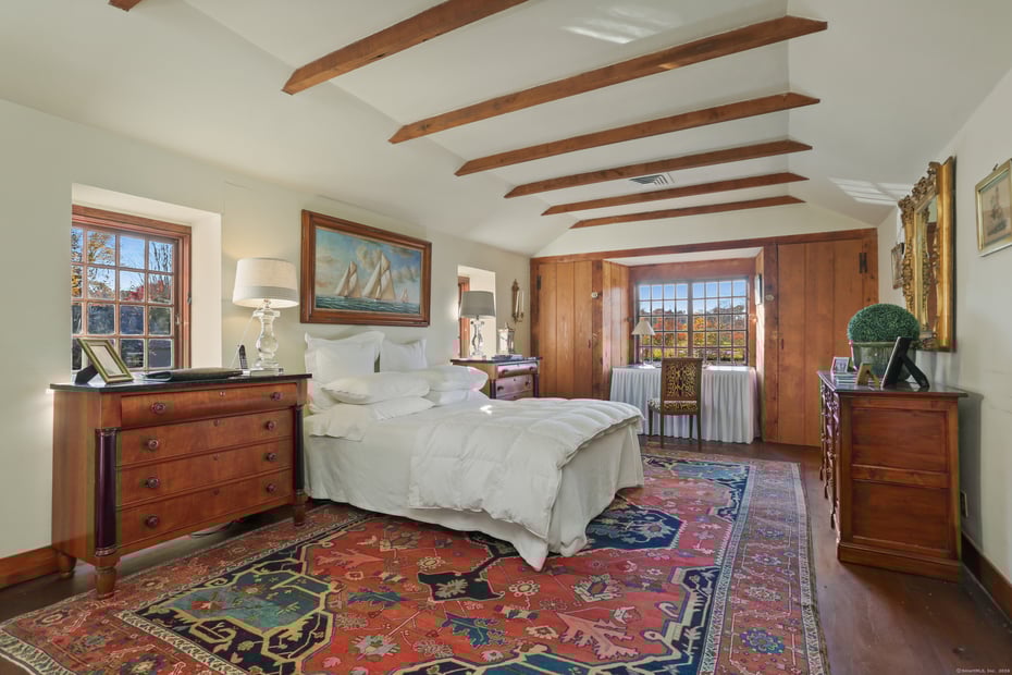 70 Redding Road Photo 10