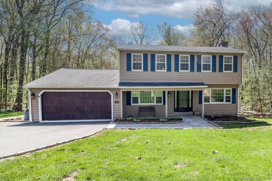 35 Timberlane Drive Photo 1