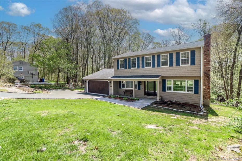 35 Timberlane Drive Photo 2