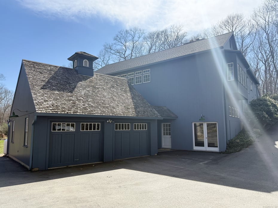 32 Gilbert Hill Road Photo 22