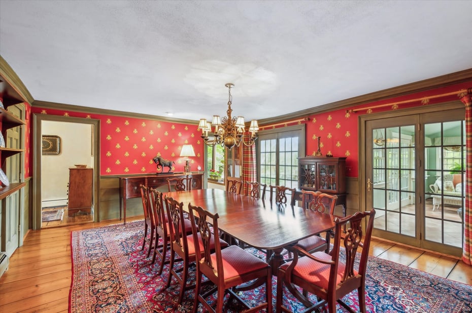 124 West Road Photo 5