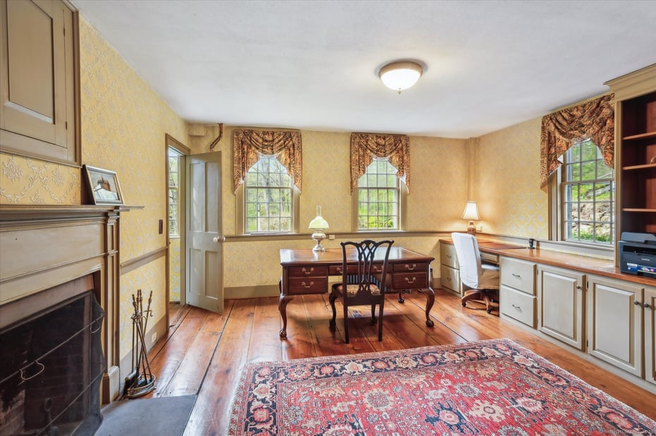 124 West Road Photo 14