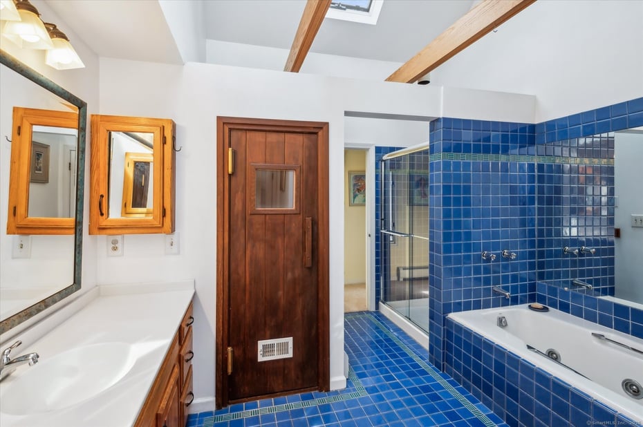 124 West Road Photo 20