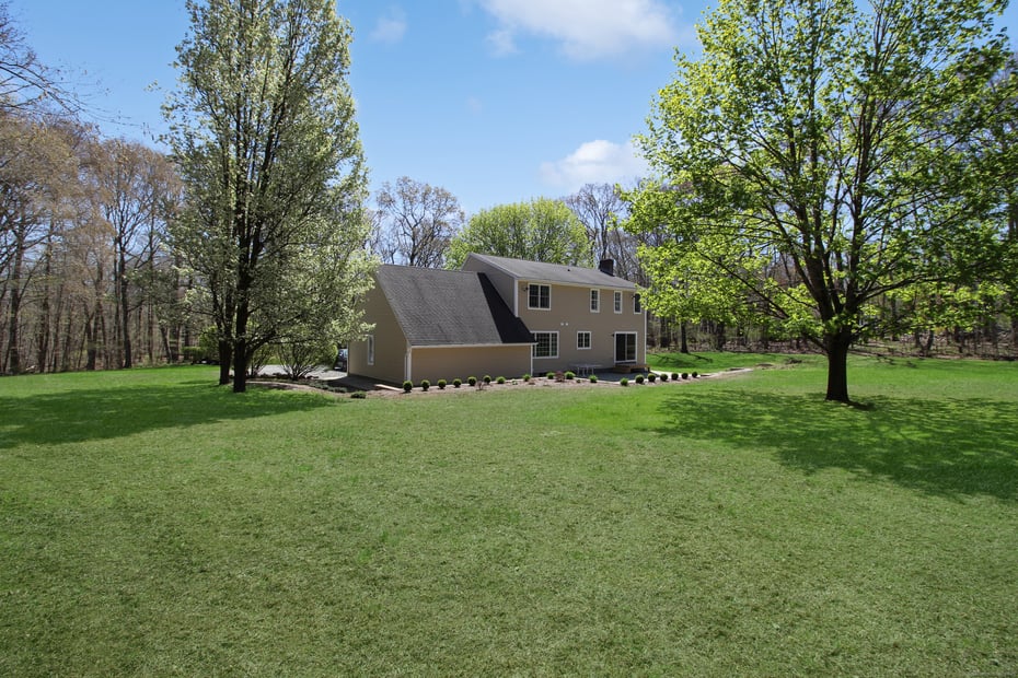 107 Hangman Hill Road Photo 33