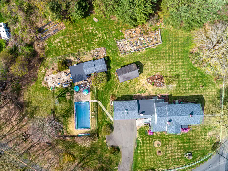 1115 Monroe Turnpike Photo 3