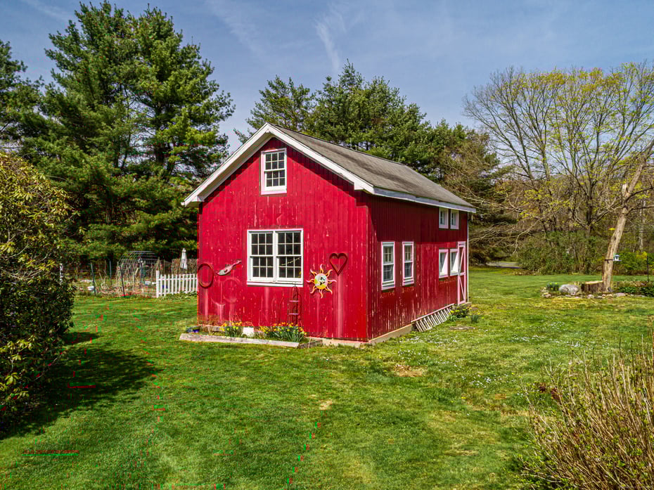 1115 Monroe Turnpike Photo 6